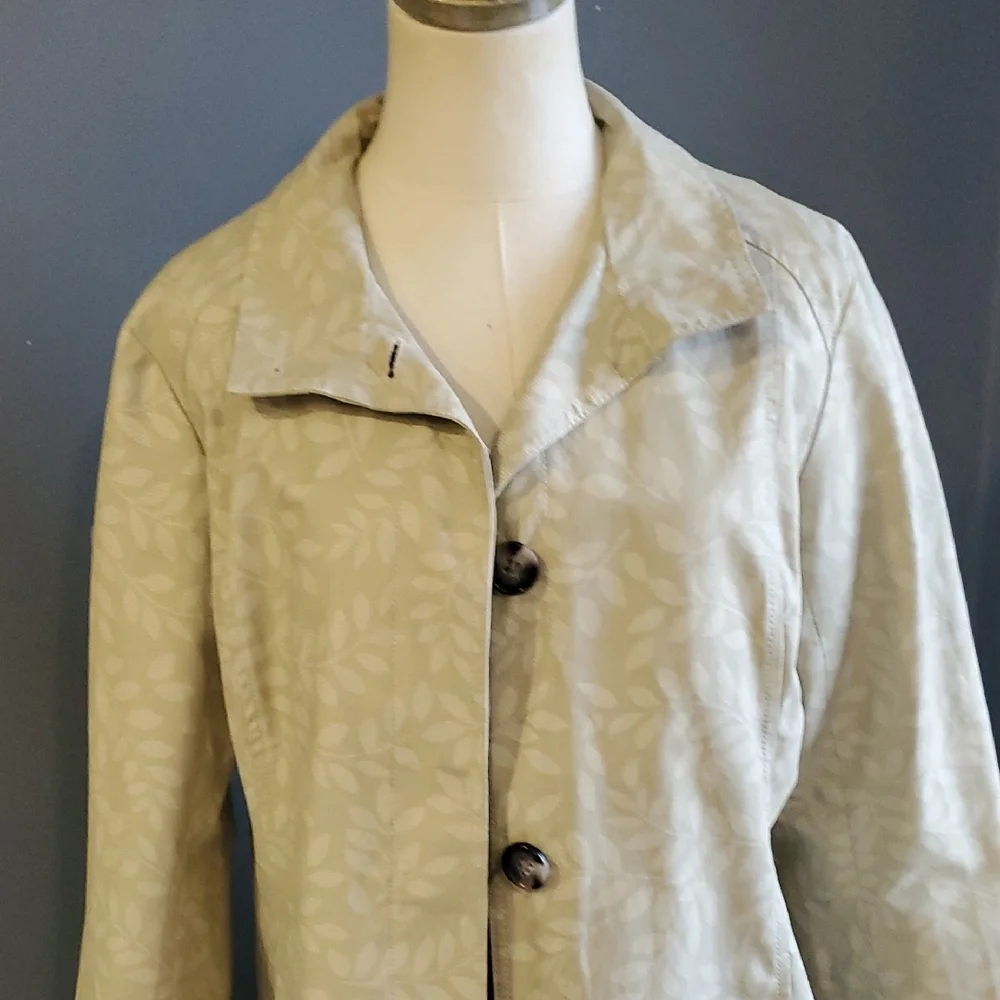 Eddie Bauer Light Tan Trench Coat - Picture 2 of 16